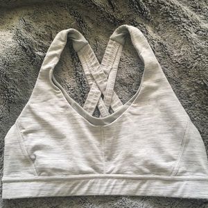 Lululemon sports bra